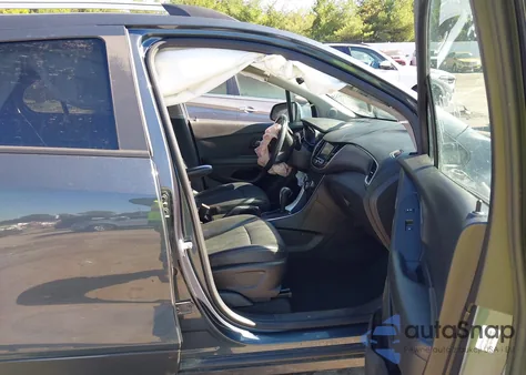 2022 Chevrolet Trax Awd Lt z USA, uszkodzony, nr VIN KL7CJPSMXNB560927